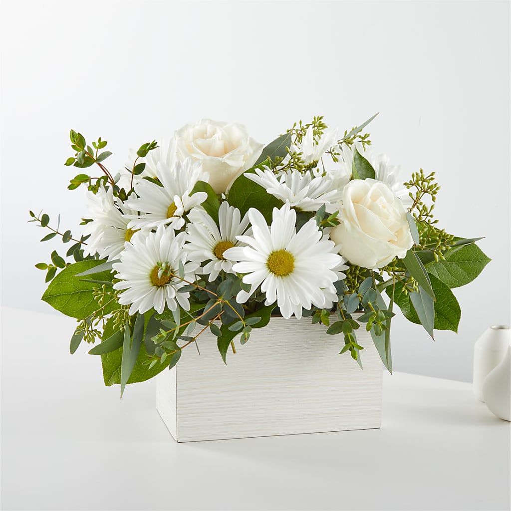 Fresh Linen Box Bouquet – Blossom And Belle, Orlando FL