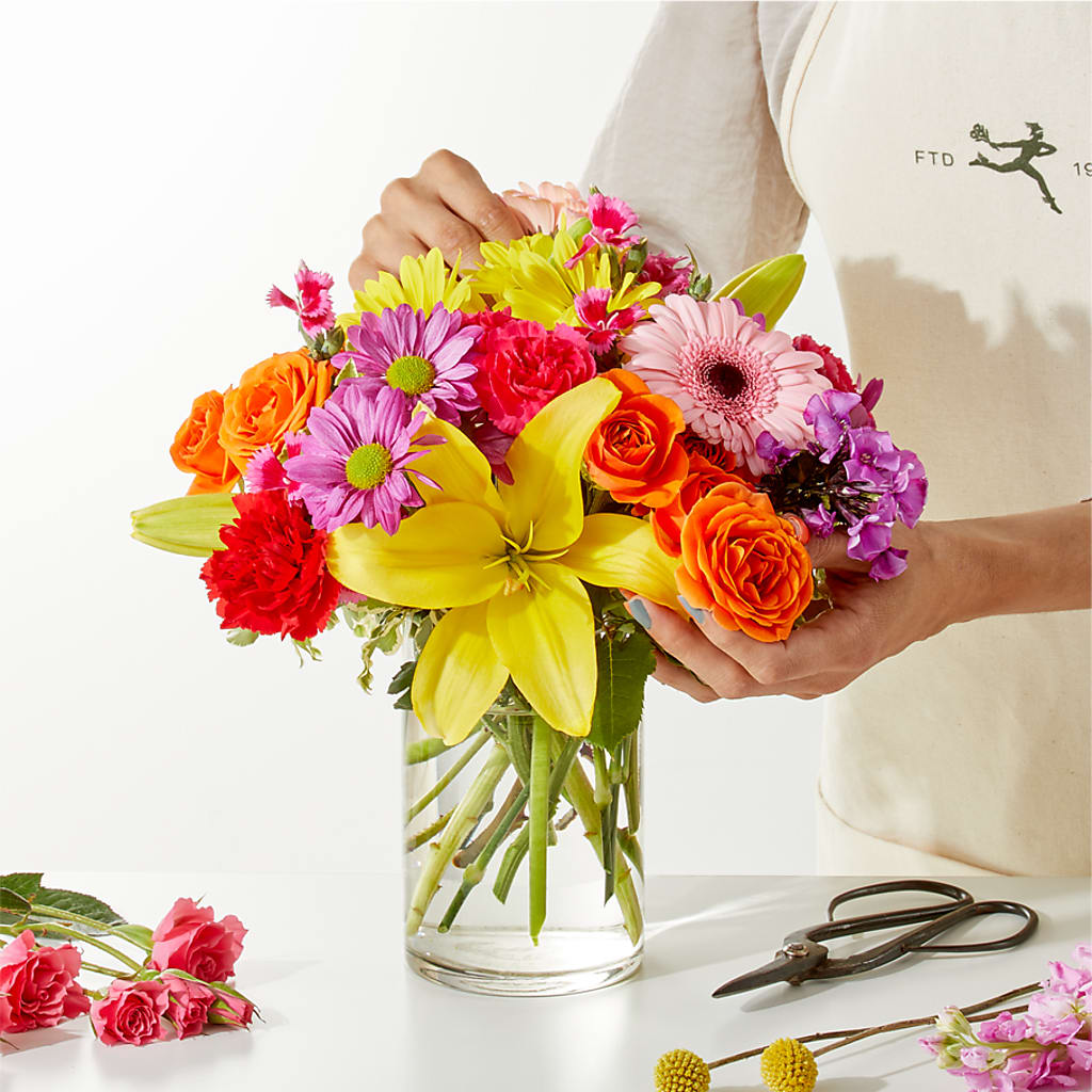 Cue the Confetti - A Florist Original – Blossom And Belle, Orlando FL