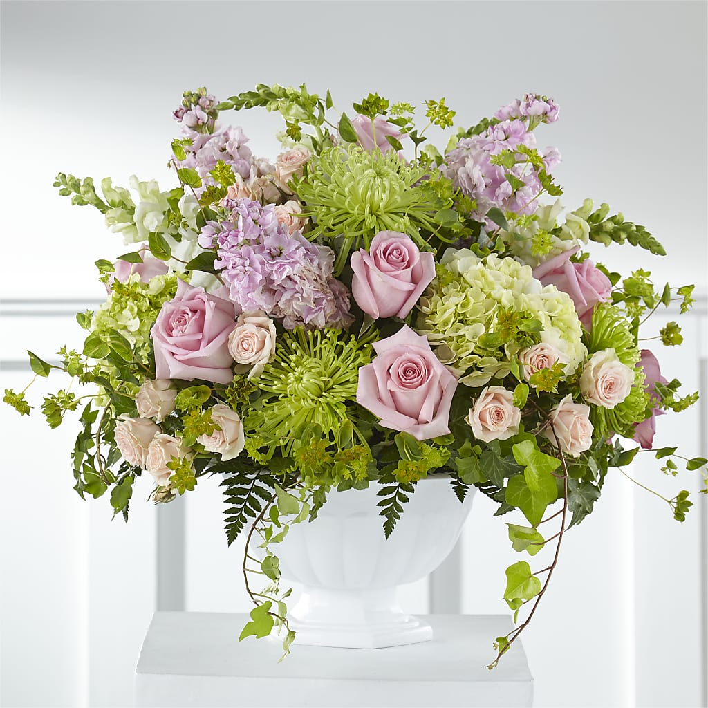 Radiant Embrace Arrangement – Blossom And Belle, Orlando FL