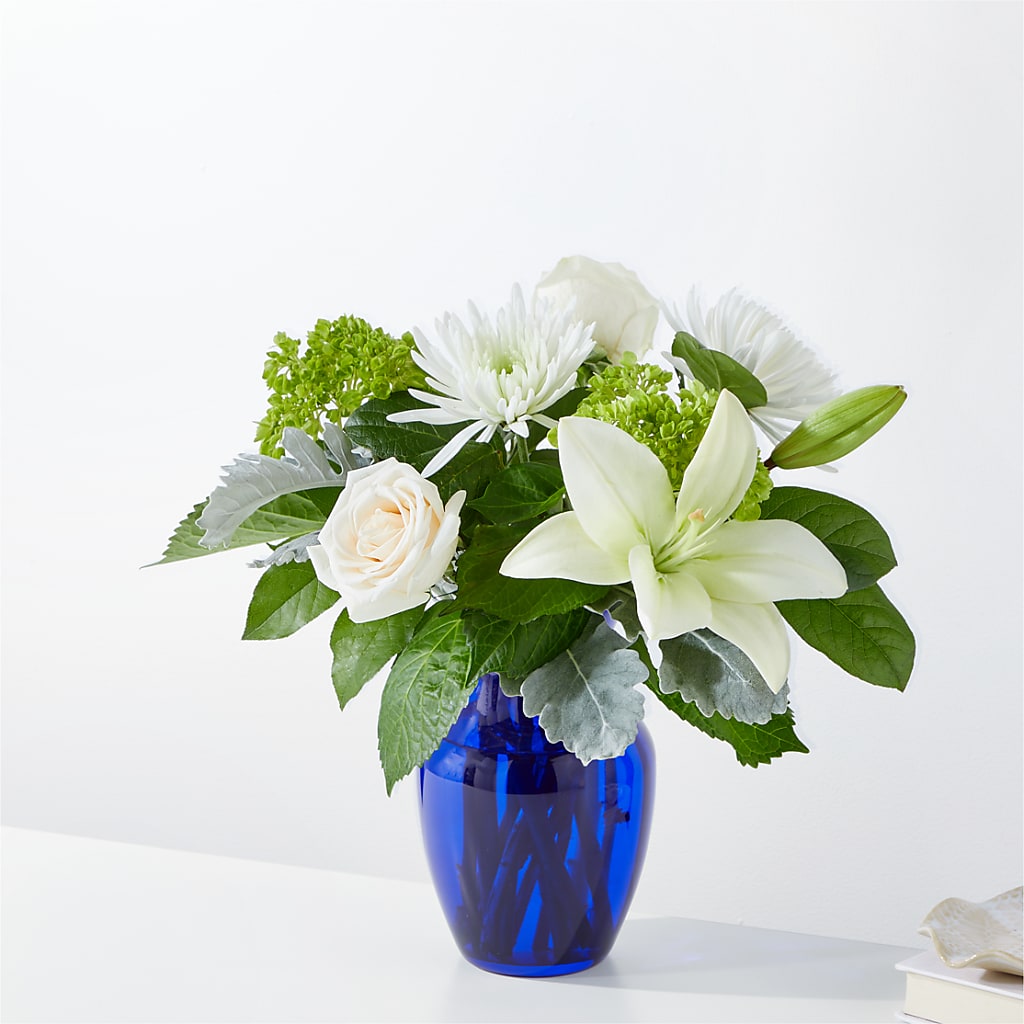 Snowy Dreams Bouquet – Blossom And Belle, Orlando FL