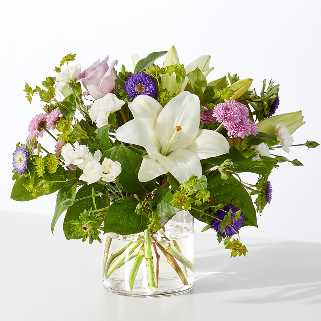 April Showers Bouquet – Blossom And Belle, Orlando FL