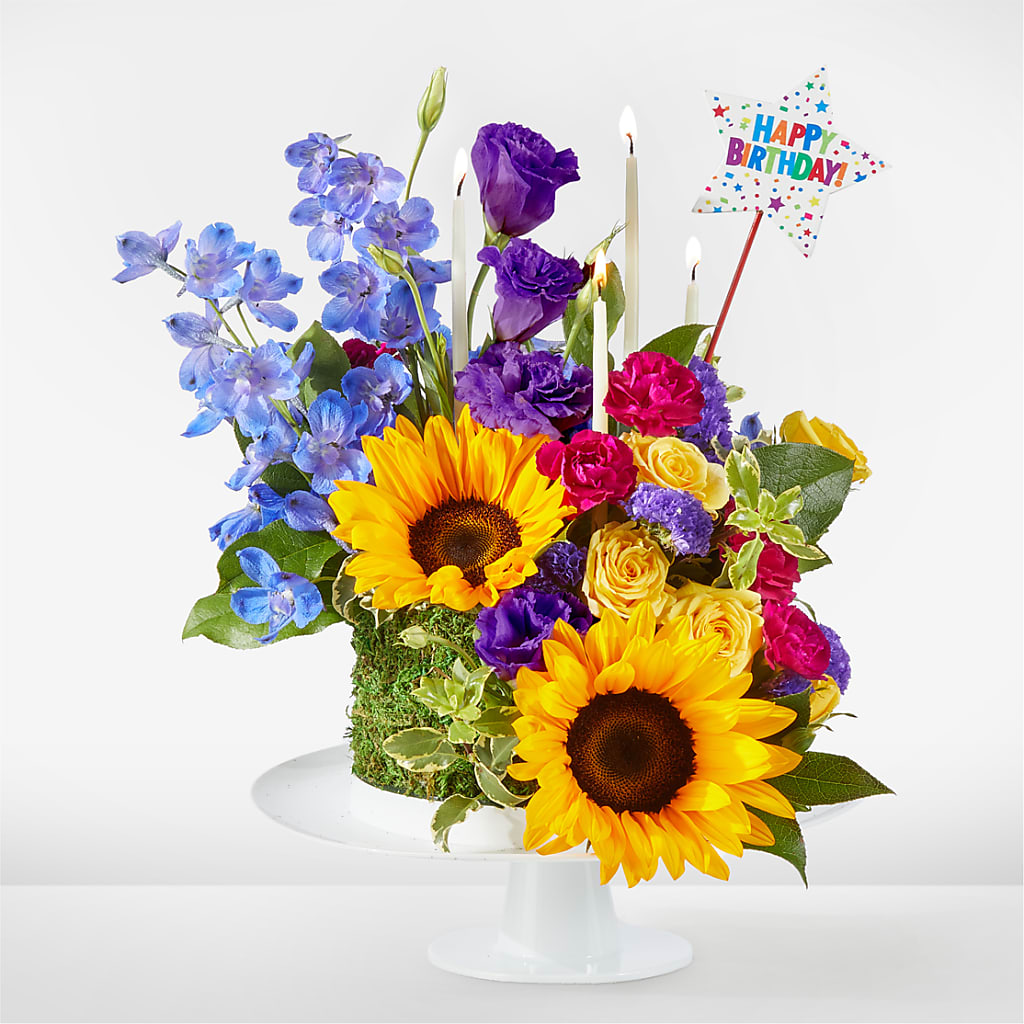 Star of the Day Floral Cake – Blossom And Belle, Orlando FL