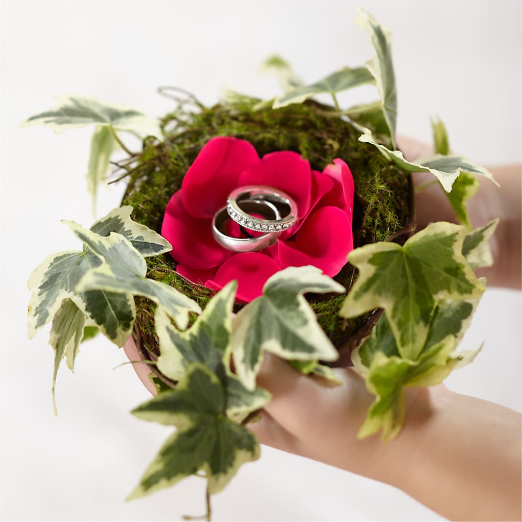 Lila Rose Ring Nest – Blossom And Belle, Orlando FL