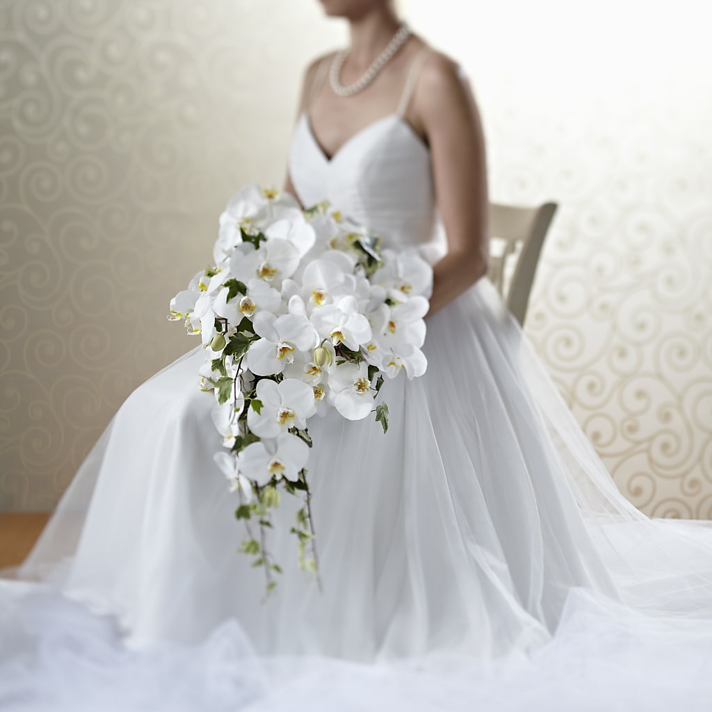 Classic White Bouquet – Blossom And Belle, Orlando FL