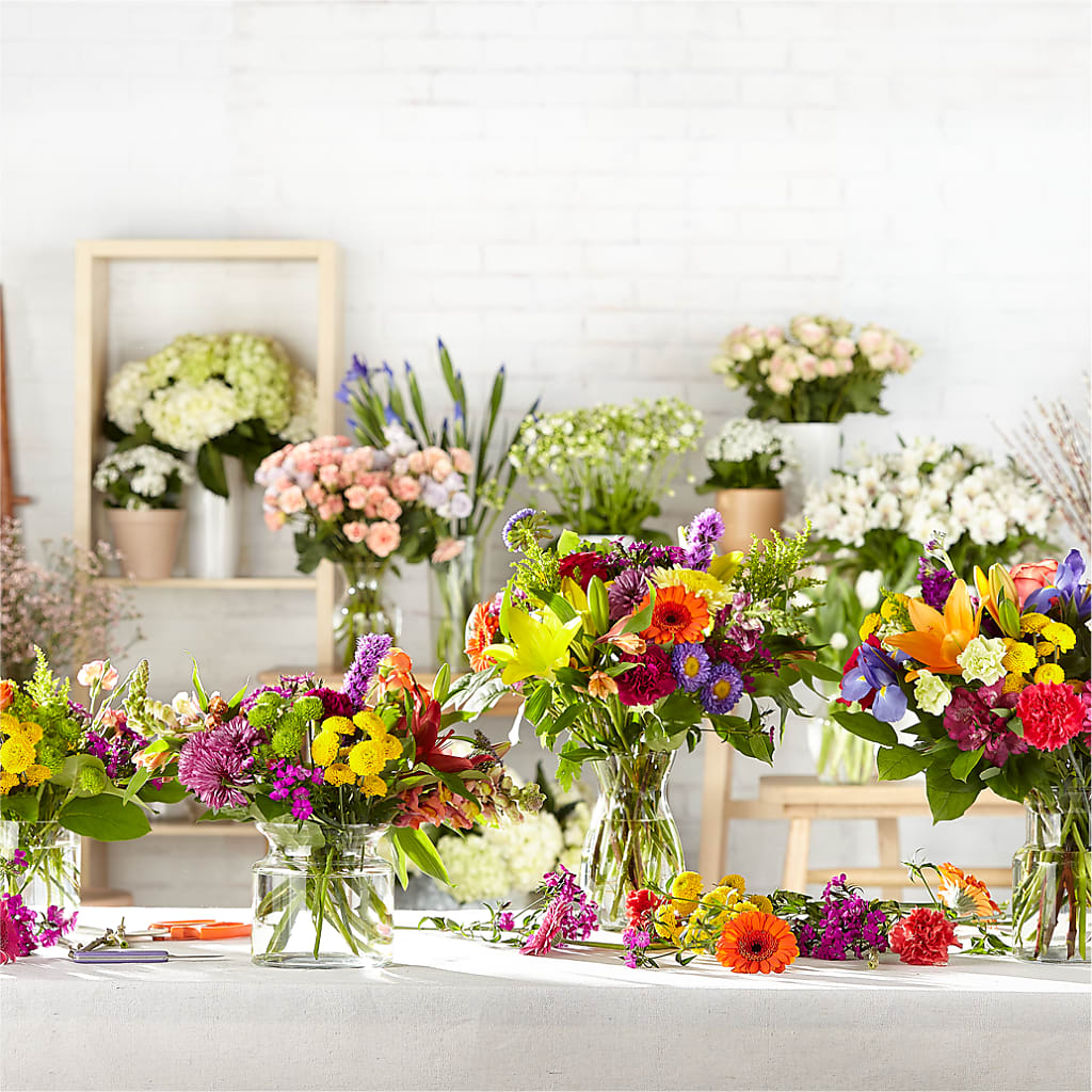 Bold & Bright – A Florist Original –  Blossom And Belle, Orlando FL