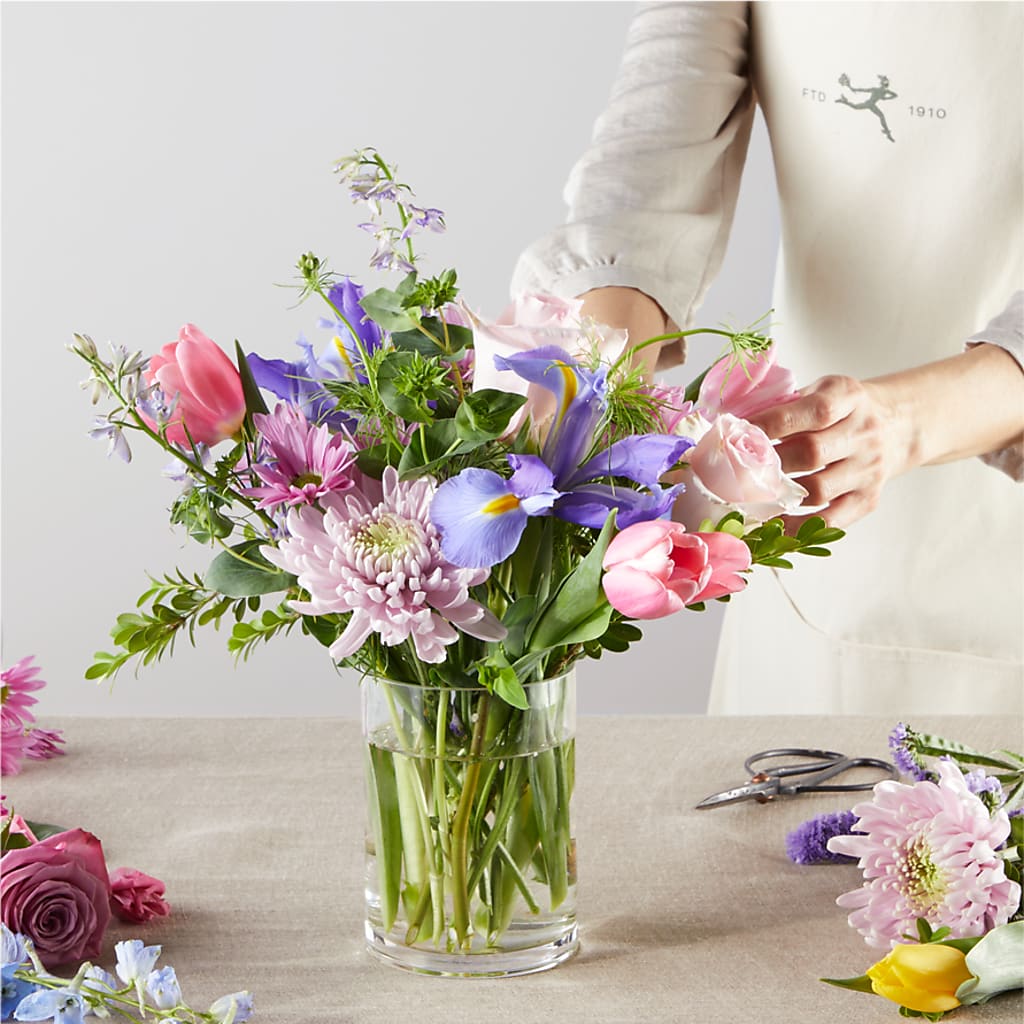Pastel Tradition - A Florist Original –  Blossom And Belle, Orlando FL