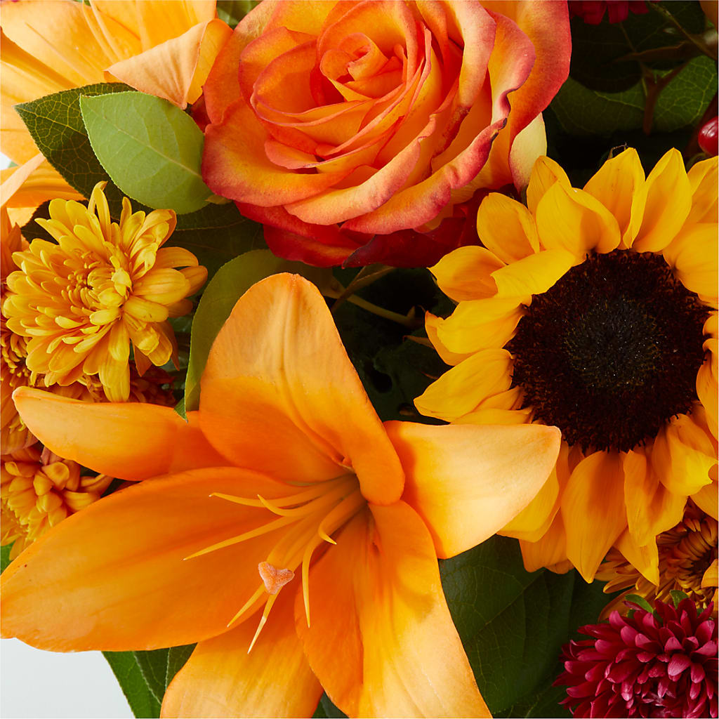 Grateful Centerpiece –  Blossom And Belle, Orlando FL